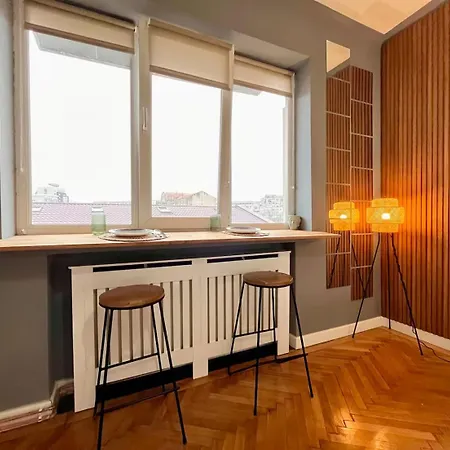 Woodie With Premium Comfort By Piata Unirii * Bucharest