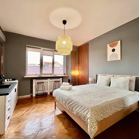 Apartment Woodie With Premium Comfort By Piata Unirii *