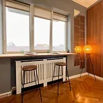 Woodie With Premium Comfort Near Piata Unirii * Bucareste