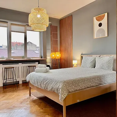 Woodie With Premium Comfort Near Piata Unirii *